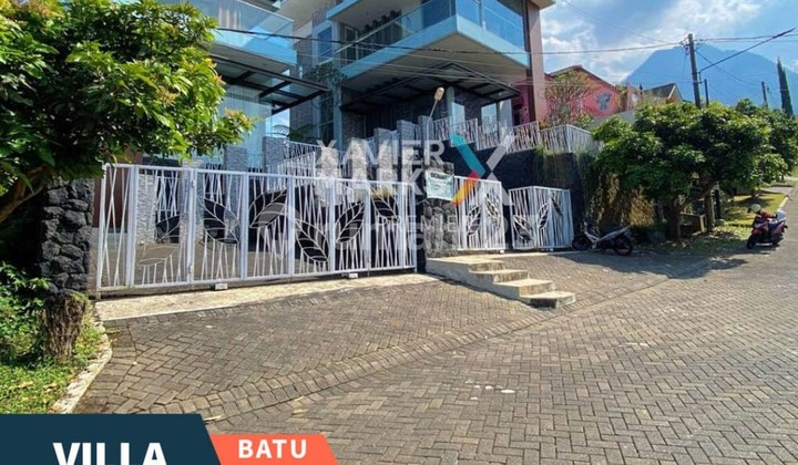Dijual Villa Mewah 2Lt Full Furnish Potensi Investasi atau Passive Income Harian Siap Huni Lingkungan Asri dan Tenang Dg View Pegunungan dan City Light Akses Mudah Dekat Kawasan Wisata di Panderman Hill Batu Malang H205
