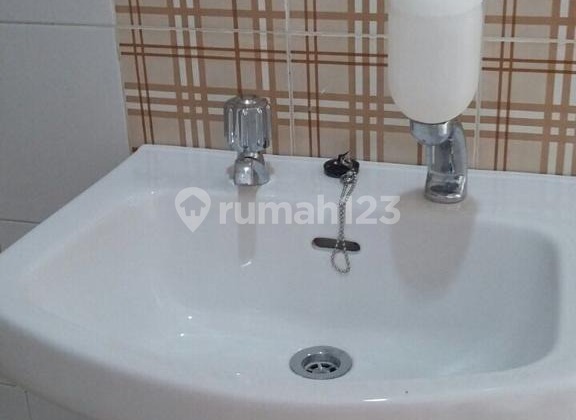 Dijual Rumah Terawat 2Lt Kondisi Bersih Siap Huni Ada Fasilitas Perumahan Kolam Renang Dg One Gate System Lokasi Strategis Dekat Pusat Bisnis dan Kampus Um 2 Akses Mudah ke Exit Tol Sawojajar di Springhill Garden Pakis Malang Kota H169 2