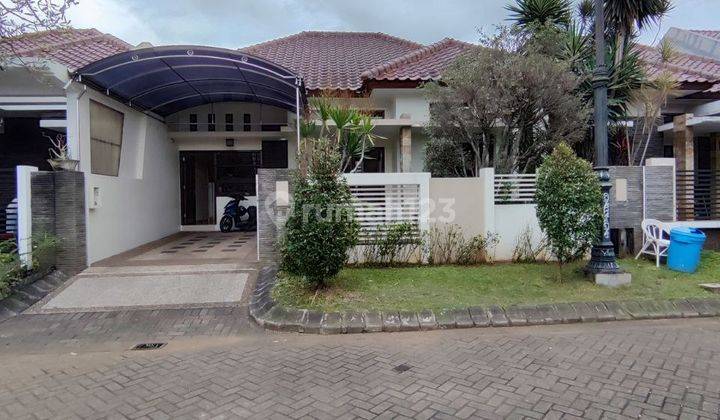 DIJUAL Rumah Terawat Include Furnish Istana Dieng Selatan (C327) 1