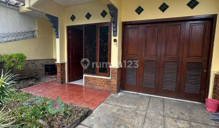 Dijual Rumah Strategis Dg Lingkungan Nyaman Daerah Klojen D411 2