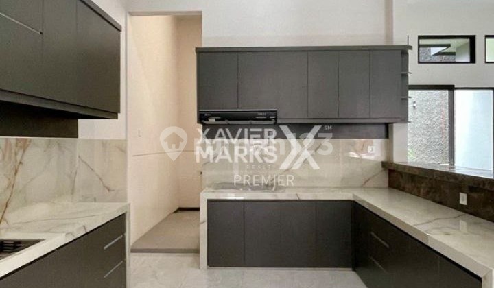 New For Sale Brand New Luxurious 2-Storey House With Remote Gate Bonus Kitchen Set Rooftop Ready to Live In Scenic Safe Environment Complete Housing Facilities Easy Access in Telaga Golf Araya Pakis Malang City H593 2