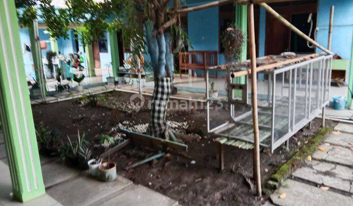 Rumah tua banyu agung di Jl kalingga  2