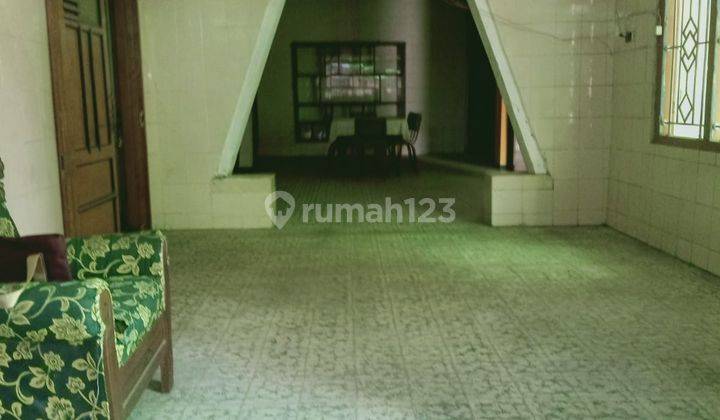 Rumah Hitung Jl  Tanah Gajah Mada Di 2 Lantai 2