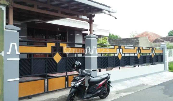 Rumah kerten dekat DPR  1