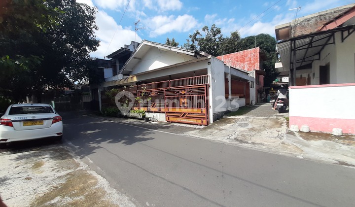 Rumah Semi Gudang Rumah Semi Gudang