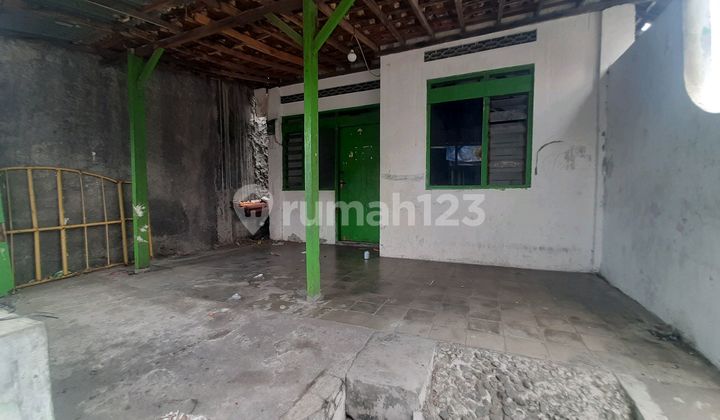 Land Near Moewardi Hospital