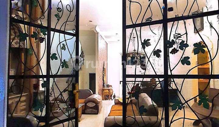 Dijual Cepat Rumah Classic Layar Permai, Pik