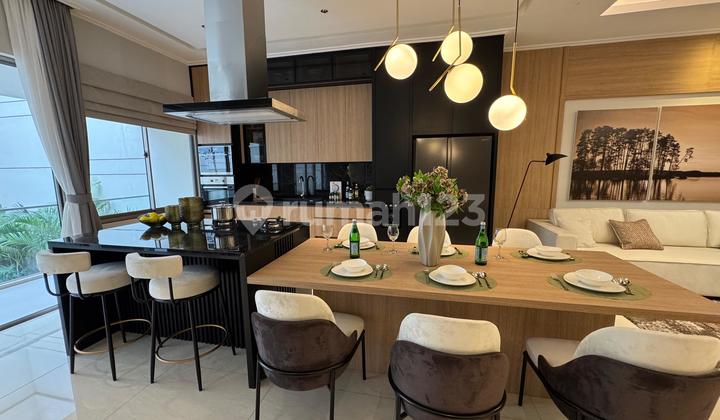 Dijual rumah mewah Golf Island PIK 10x25 Full Furnished