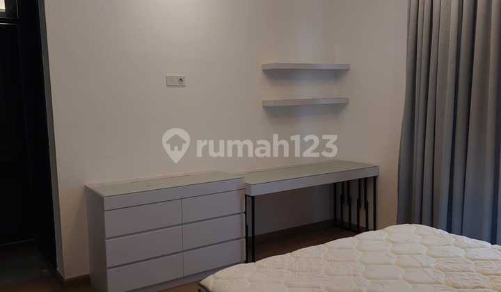 di Jual Rumah Cantik Dengan Desain Villa