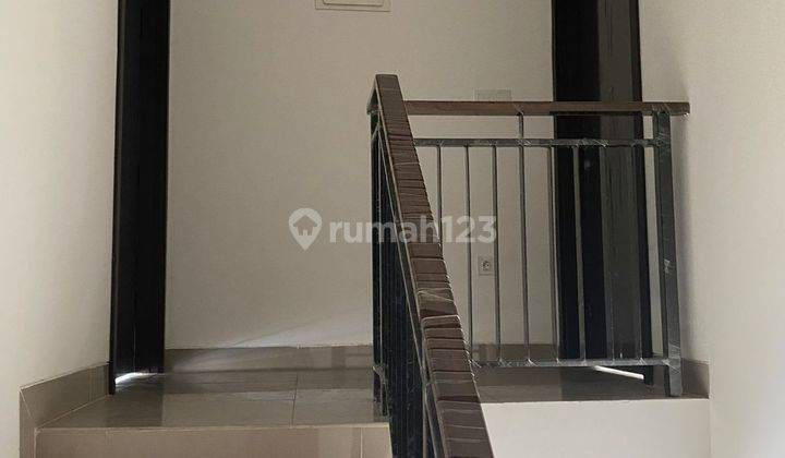 Rumah Pik 2 6x12.5 2 Lantai 3 Bedroom Unfurnished  8