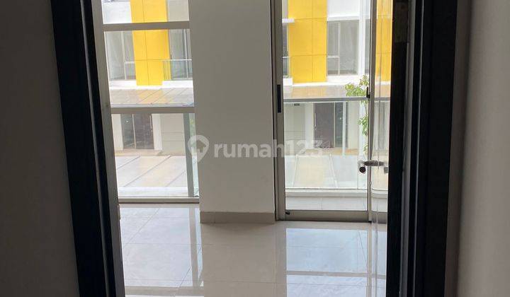 Rumah Pik 2 6x12.5 2 Lantai 3 Bedroom Unfurnished  12