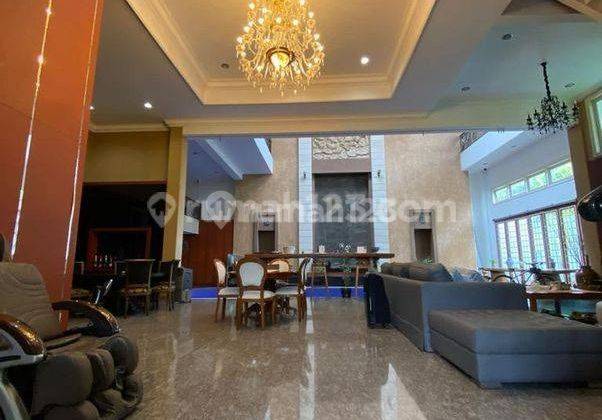 Rumah Pik Katamaran Mewah 7 Bedroom Semi Furnished Swimming Pool 1