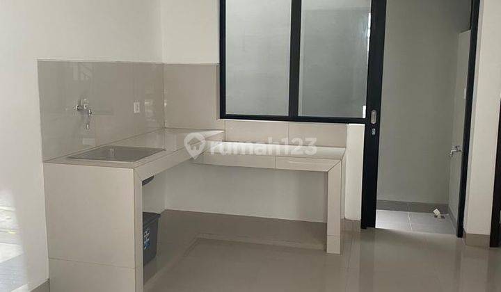 Rumah Pik 2 Baltimore 4.5x10 2 Lantai 2 Kamar Tidur Kosongan Baru 2