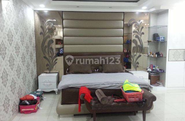 Rumah Pantai Indah Kapuk Layar Permai Pik 15x20 2 Lantai 4 Kamar Tidur Furnished SHM Bagus 2