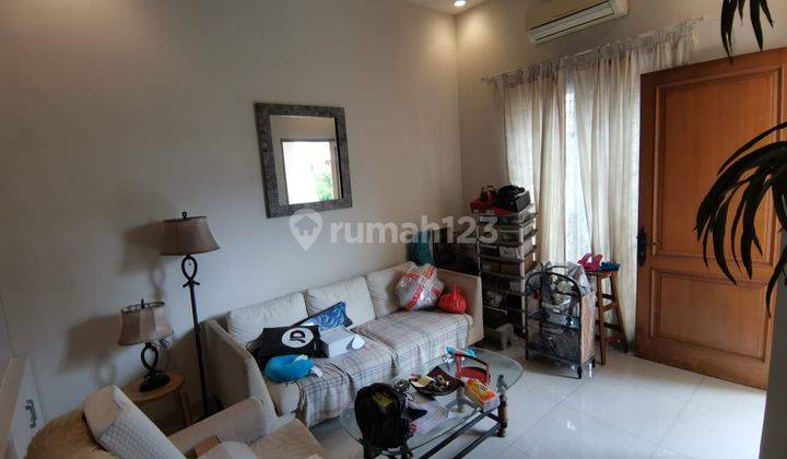 Rumah Muara Karang 8x20 3.5 Lantai 7 Kamar Tidur Bangunan Kontraktor Semi Furnished SHM Hadap Utara Bagus Siap Huni  2