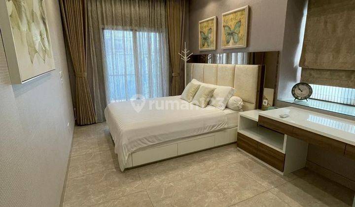 Rumah PIK Cendana Hoek 13x18 3 Lantai Furnish Mewah Hadap Utara Siap Huni Hook Pantai Indah Kapuk BGM 1