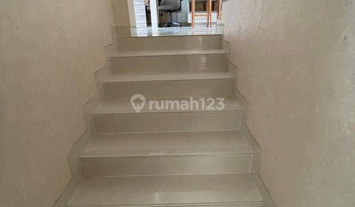 Rumah PIK Cendana Hoek 13x18 3 Lantai Furnish Mewah Hadap Utara Siap Huni Hook Pantai Indah Kapuk BGM 2