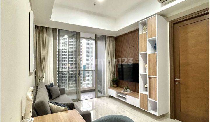 Apartemen Taman Anggrek Residences 2 Kamar Tidur Furnished Bagus Siap Huni View Pool & City Mewah Tower Beech 1