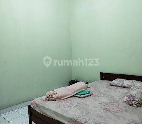 Rumah Taman Ratu 6x17.5 2 Lantai 3 Kamar Tidur Hadap Barat Siap Huni Bagus Jakarta Barat 1