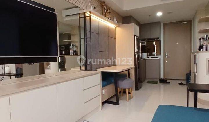 Apartemen Gold Coast Honolulu 2BR Furnished City View Siap Huni Bagus 1