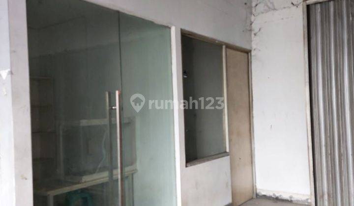 Ruko Roxy di Jalan raya 9x34 2.5 Lantai Siap Pakai Strategis Parkir Luas HGB 1