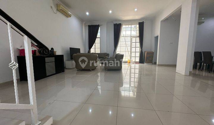 Rumah PIK Layar Permai 10x23 2.5 Lantai 4 Kamar Tidur Full furnished Hadap tenggara Siap Huni Rapih 1