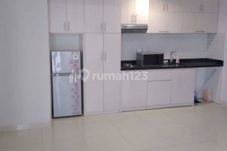 TERMURAH Apartemen Menara Jakarta 2 Kamar Tidur Semi Furnished Baru 1