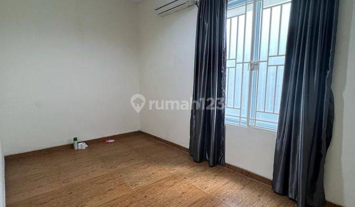Disewakan 1 Unit Rumah di Monde Residence 12