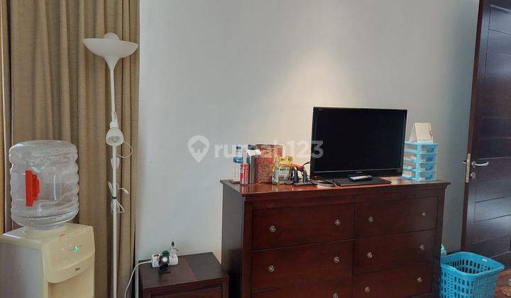 Rumah Mewah di Isen International Living