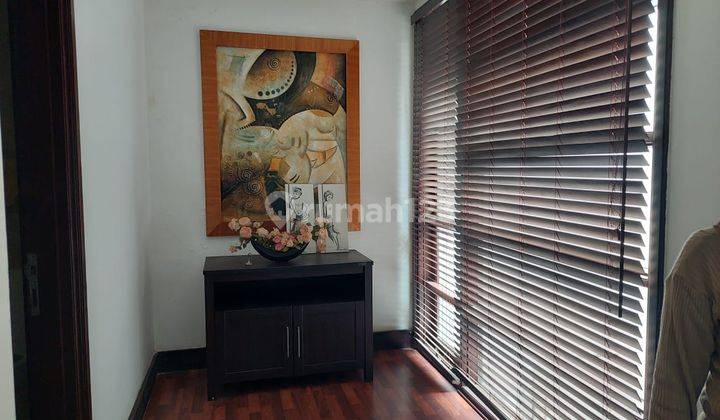 Rumah Mewah di Isen International Living
