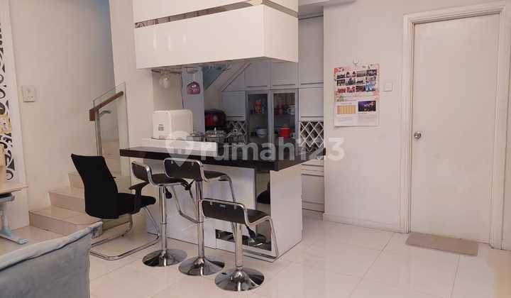 Apartemen Waterplace The Garden Mansion, Pakuwon Indah