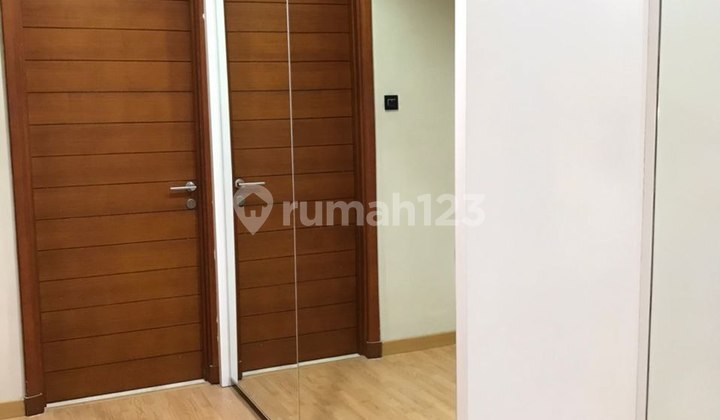Apartemen Waterplace De Residence Private Lift, Pakuwon