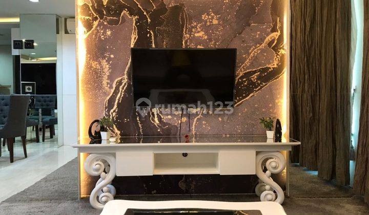 Apartemen Waterplace De Residence Private Lift, Pakuwon