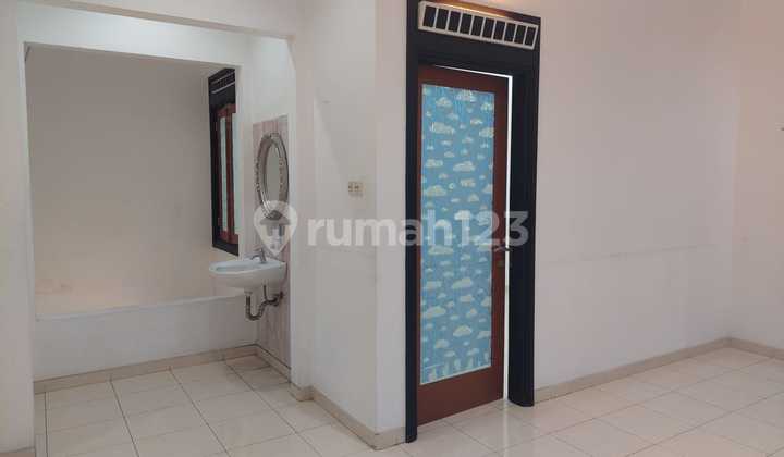 Rumah Bhaskara Sari, Mulyorejo, Strategis, Dekat Kampus