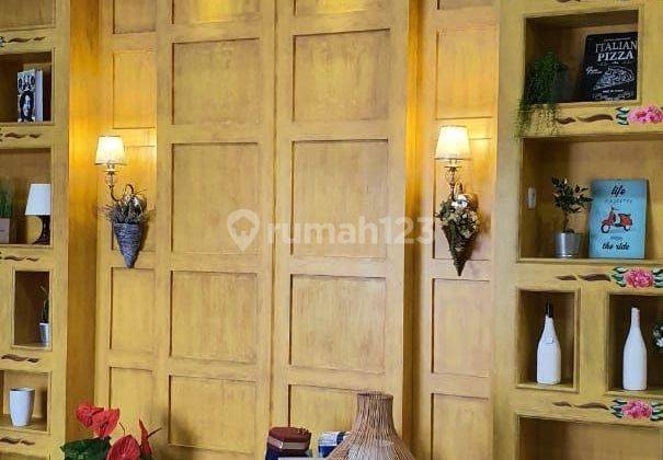 Rumah Usaha Studio Foto Nginden Intan Timur Surabaya  2