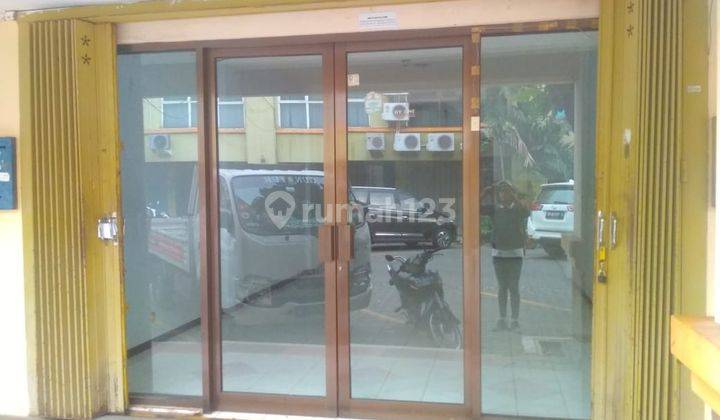 Dijual Ruko Plaza Segi 8 Jl. Raya Puri Darmo Permai 1