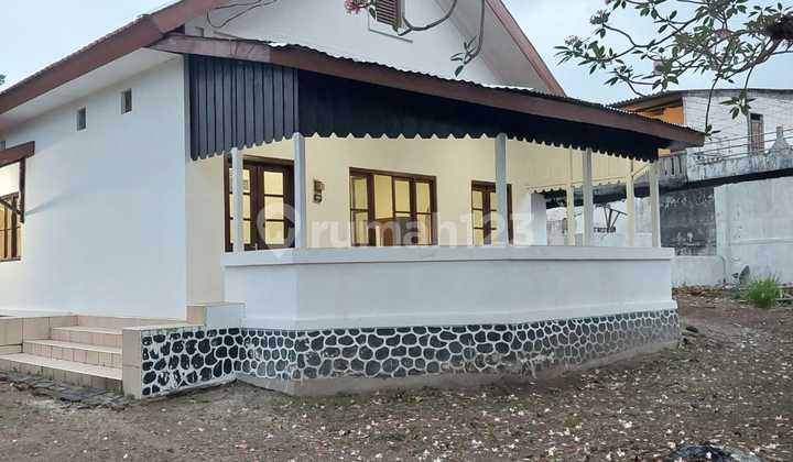Dijual rumah bergaya heritage Belanda  di Jalan Dorowati Lawang  dekat pasar Lawang