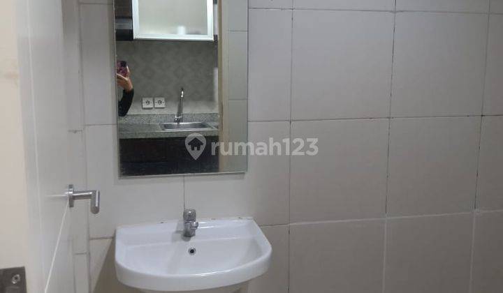 371. Disewakan Apartemen Orchard Surabaya 2