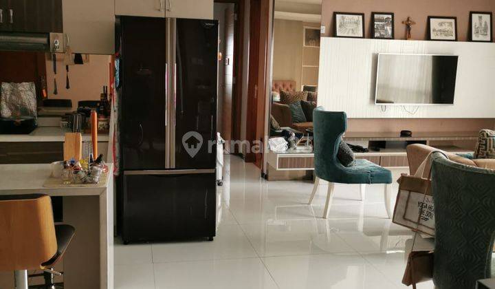  Apartemen Waterplace De Residence Pakuwon Indah Surabaya 2