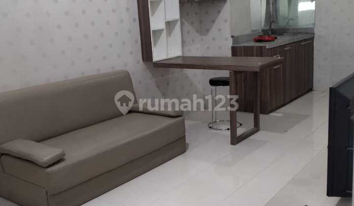Disewakan Apartemen Puncak Permai Tower B, Dekat Pasar Modern  10