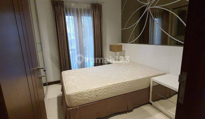 Disewakan Apartemen Residence Mansion Tower F, Akses Kolam Renang 2