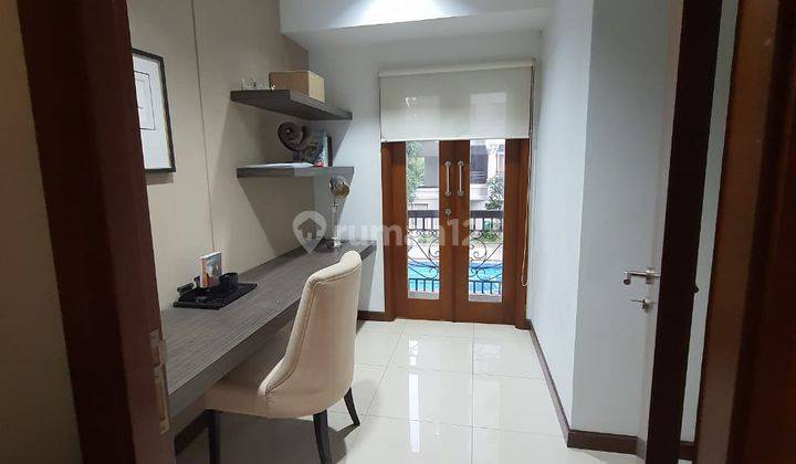 Disewakan Apartemen Residence Mansion Tower F, Akses Kolam Renang 3