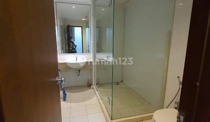 Disewakan Apartemen Residence Mansion Tower F, Akses Kolam Renang 9