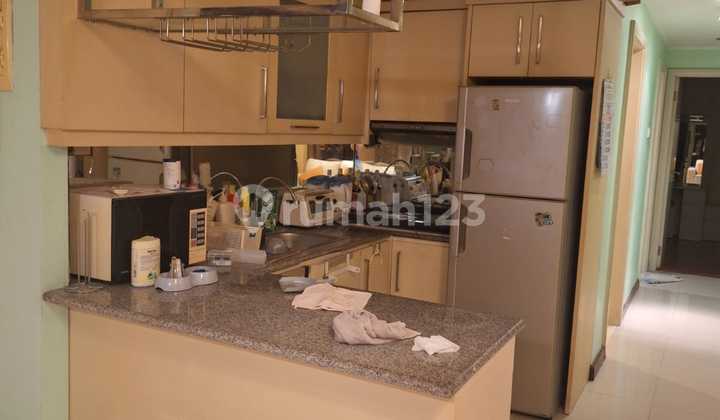 1,564. QUICK SALE WATERPLACE RESIDENCE APARTMENT - SURABAYA  Tower C - Fully Furnished - Large & Comfortable Unit