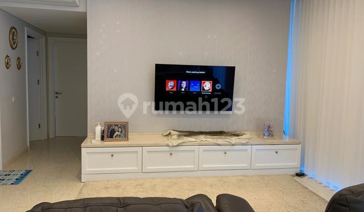 Luxury Unit Voila Surabaya – 4BR Spesial dengan Private Balcony & Furnish Baru Siap Huni