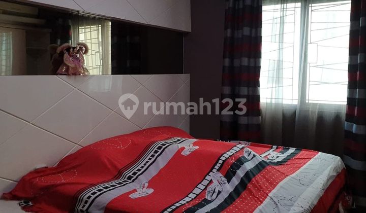 Disewakan Apartemen Waterplace 3 BR Full Furnished Siap Huni  5