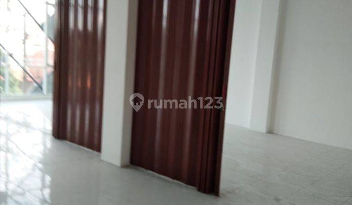 Ruko 4 Lantai di Kutai Square, Surabaya 468 M 10