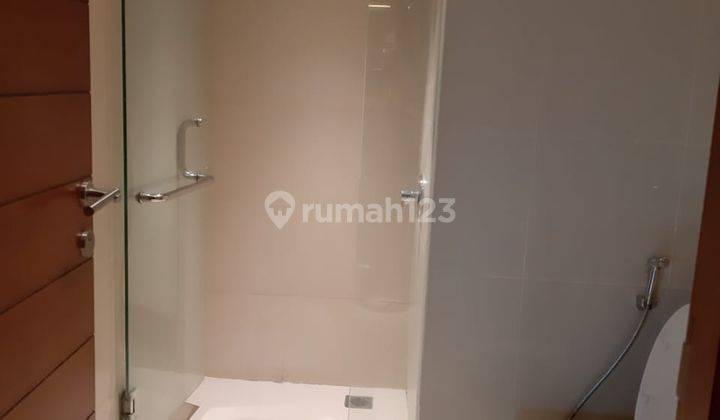  Apartemen Waterplace De Residence 4 BR Furnished Bagus Sekali 13
