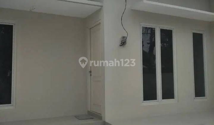 Rumah Bagus Unfurnished SHM di Puri Safira Cluster Brasavolla 2