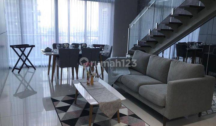 Apartement Soho Skyloft Ciputra World 1 BR Furnished Bagus 3